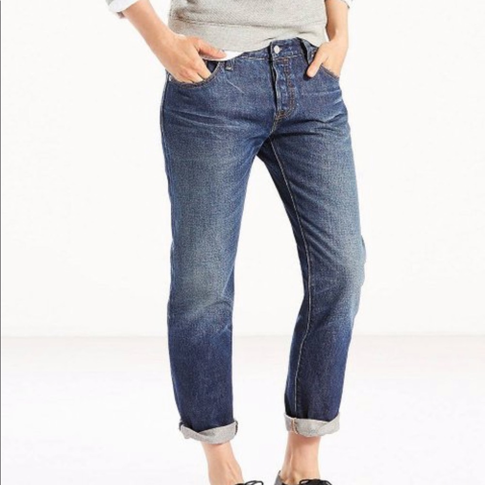 Levi’s white oak cone denim boyfriend jeans